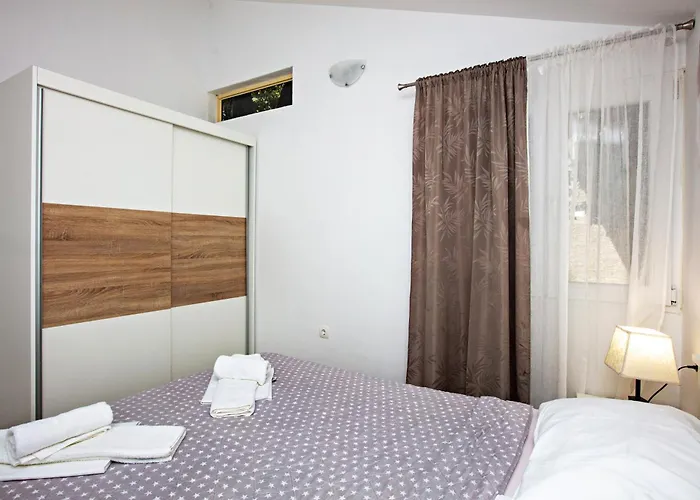With Parking Space Pakostane, Biograd - 22375