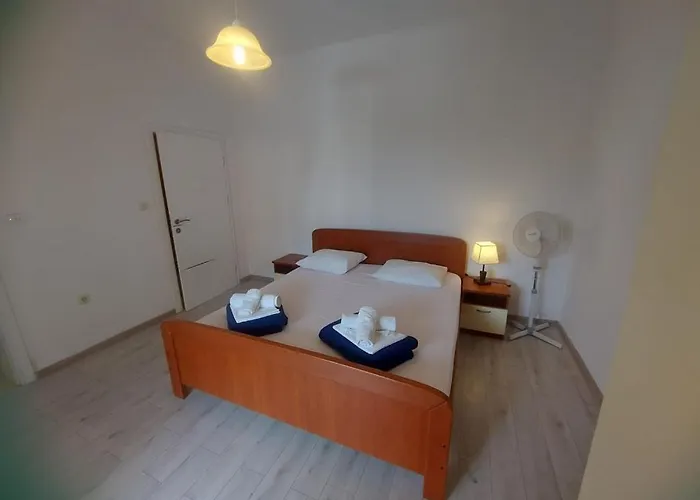 아파트 With Parking Space Pakostane, Biograd - 22375 *
