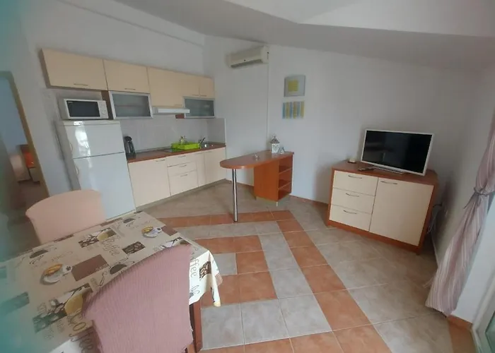 With Parking Space Pakostane, Biograd - 22375 * 파코스탄