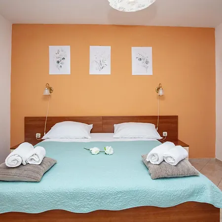アパート With Parking Space Pakostane, Biograd - 22375