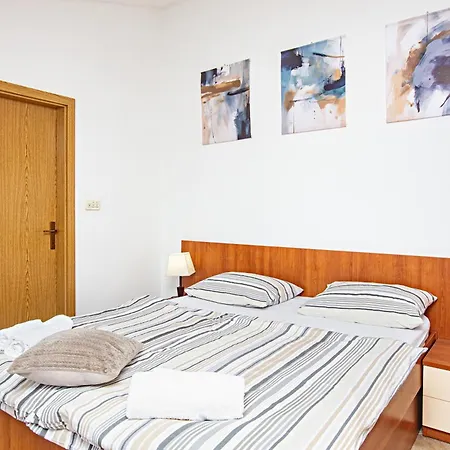 With Parking Space Pakostane, Biograd - 22375 アパート *