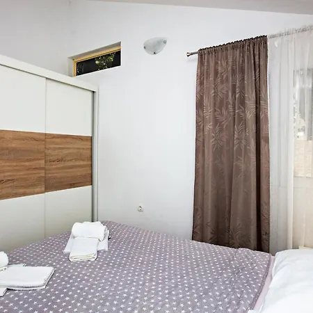 With Parking Space Pakostane, Biograd - 22375