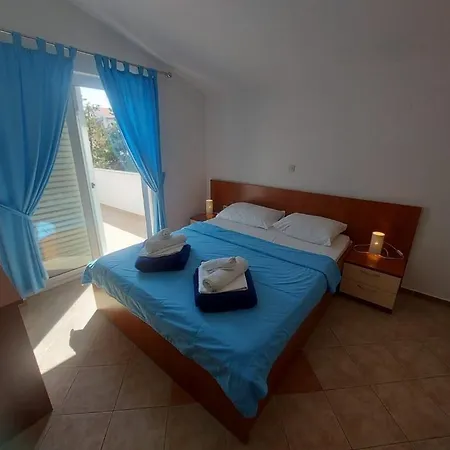 With Parking Space Pakostane, Biograd - 22375 アパート *