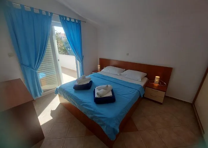 With Parking Space Pakostane, Biograd - 22375 Apartmán *
