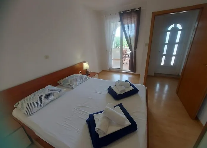 Apartmán With Parking Space Pakostane, Biograd - 22375 Pakoštane